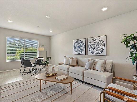 5th image of 17541 110th Avenue E #C