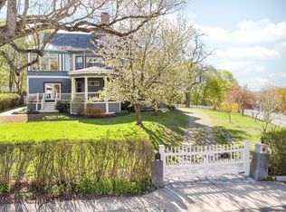 318 Metropolitan Ave, Roslindale, MA 02131