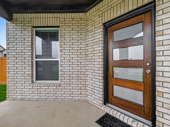 4th image of 5907 Bright Keel Dr