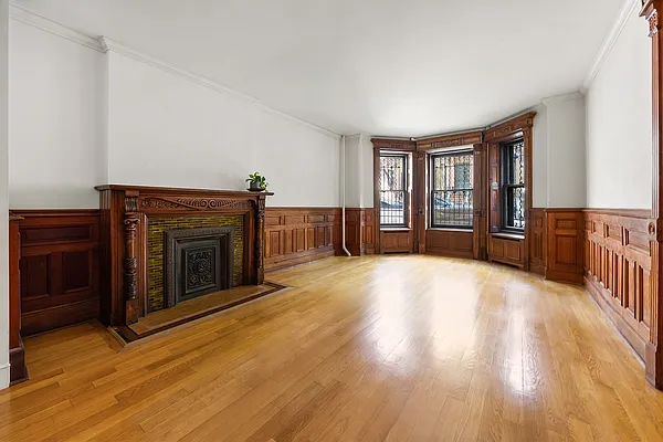 Living room, photo 1