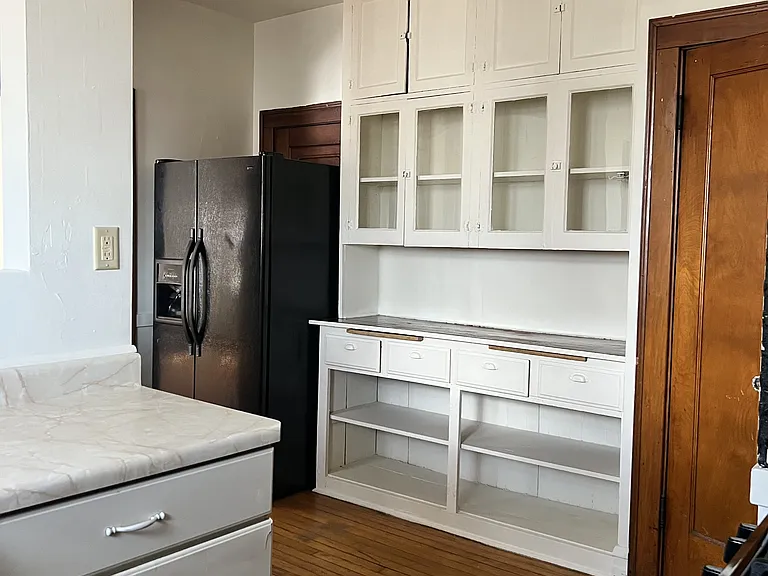 43 N Lewis Ave — Photo 8
