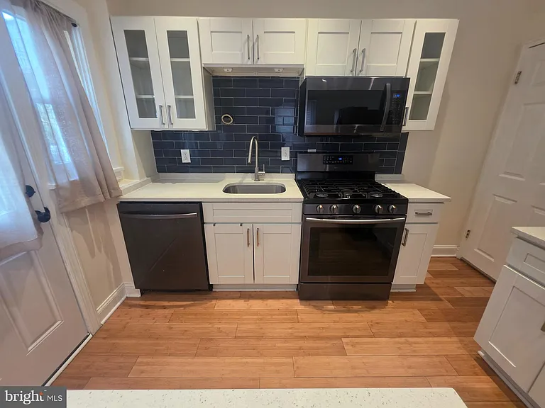 636 Burns St SE — Photo 7