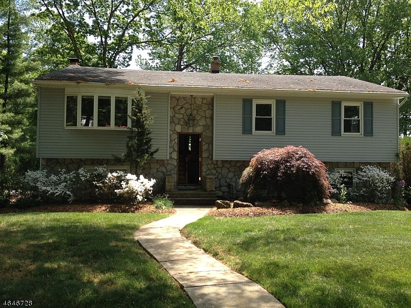 1st image of 1642 Van Buren Dr