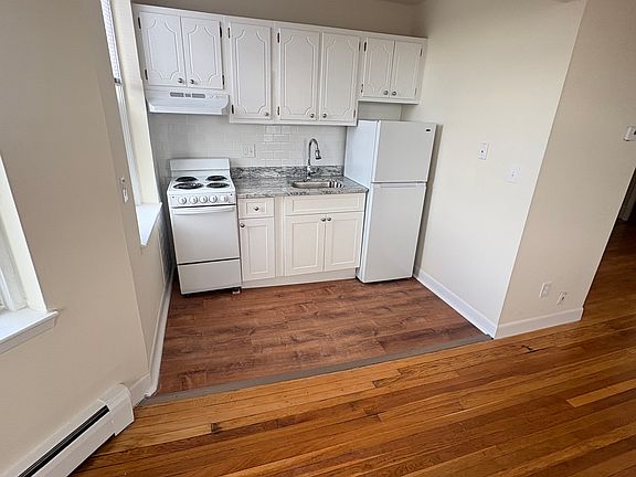 2nd image of 64 Brighton Ave APT 402