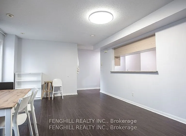 3 Everson Dr #208 — Photo 5