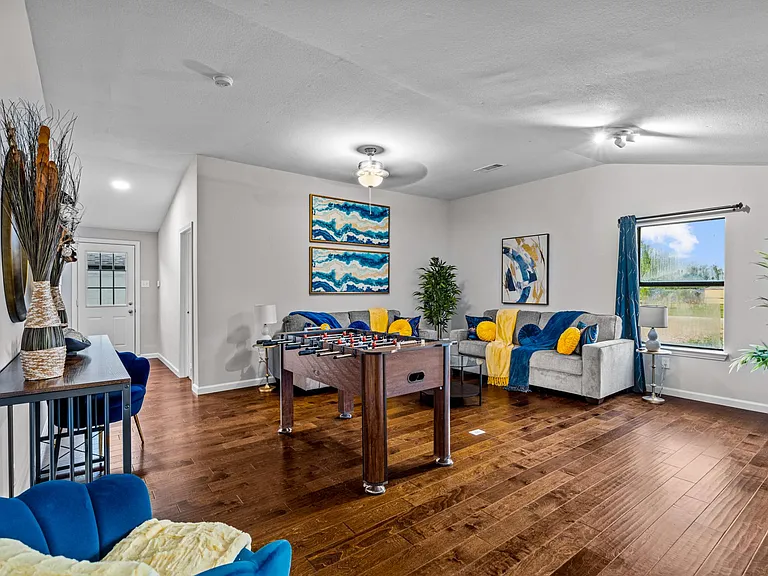 303 Jeanne Ln — Photo 21