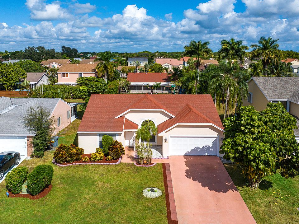 1st image of 9854 Goldenrod Drive