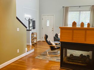 214 Bluefield Rd, Chapel Hill, NC 27517
