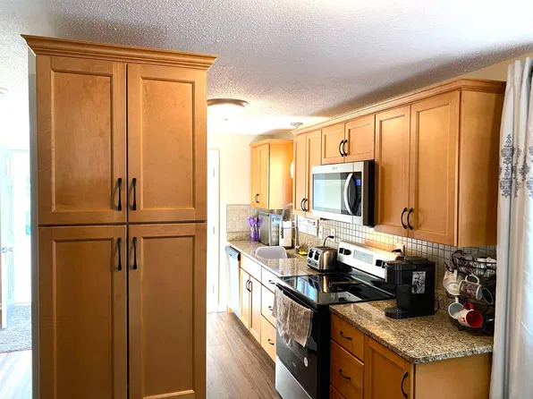 103 Glendale Avenue #A, Manchester, NH 03103