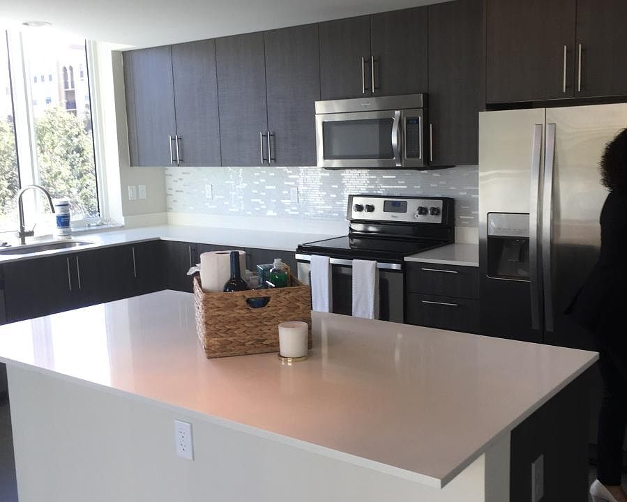 1st image of 511 SE 5th Ave APT 1203