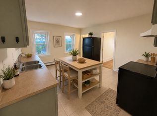 20 Peach Ave Floor 3, Providence, RI 02906