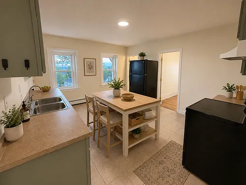 20 Peach Ave #3 Photo 1