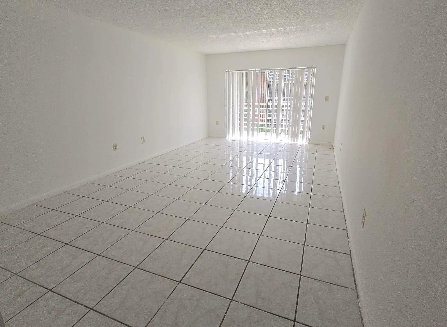 1 bed, 1.0 bath, 800 sqft, $1,500 — Photo 2