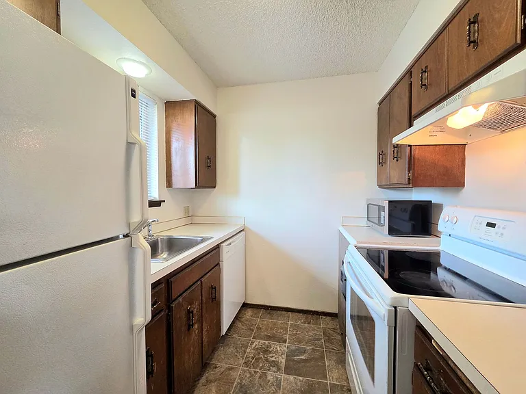 407 Oregon St #222 — Photo 13
