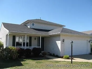 613 Erin Dr photo 1