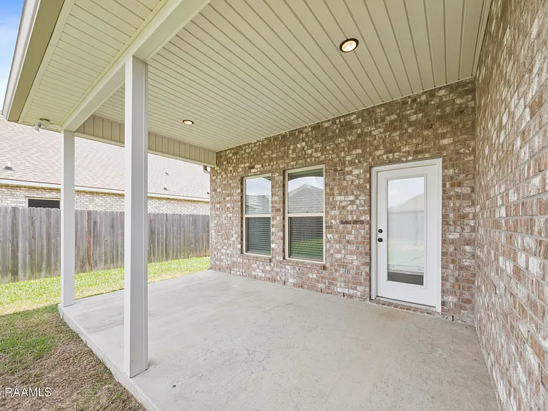 224 Wild Cherry Ln — Photo 23