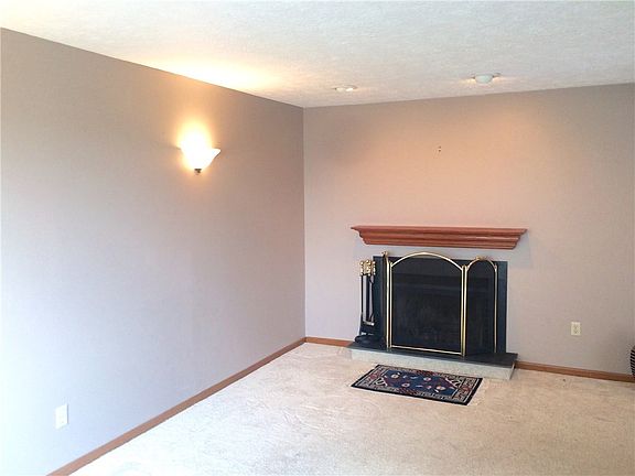 3rd image of 1845 N Clayton St #102