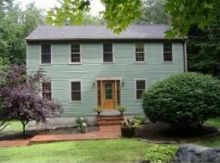 47 Hooke Rd, Fremont, NH 03044