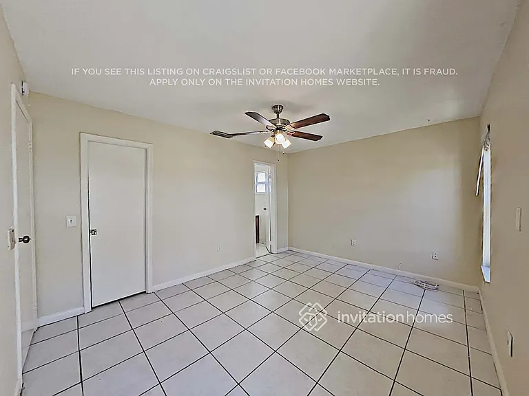 10641 NW 27th Ct — Photo 9