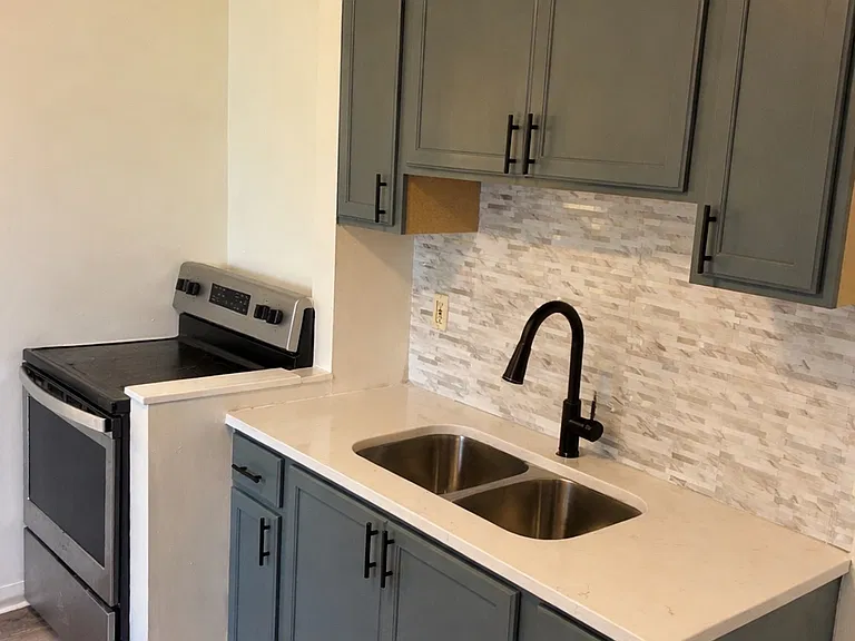 3064 Hull Ave #3 — Photo 2