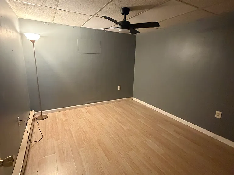 1019 Clay Ave #3 — Photo 5