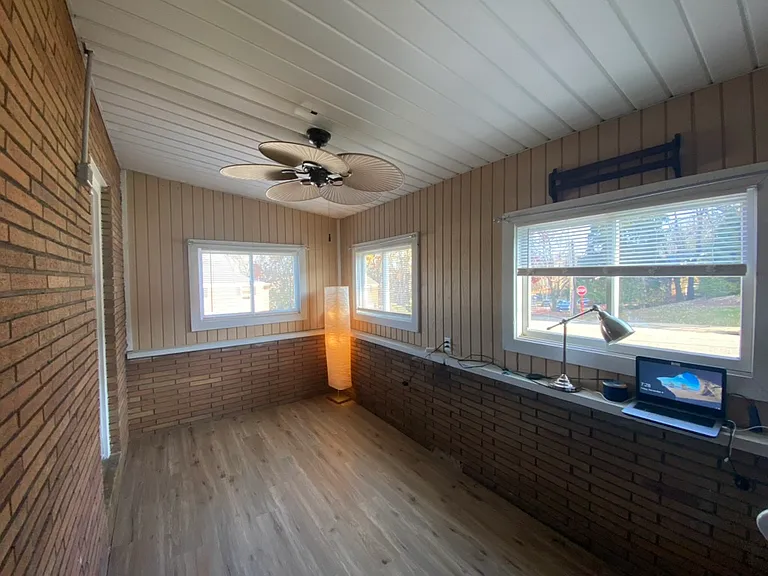 57 Seneca Dr — Photo 10