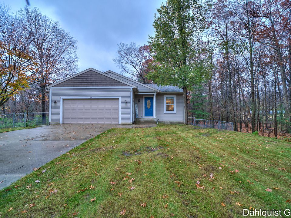 1st image of 3340 Sarah Cir