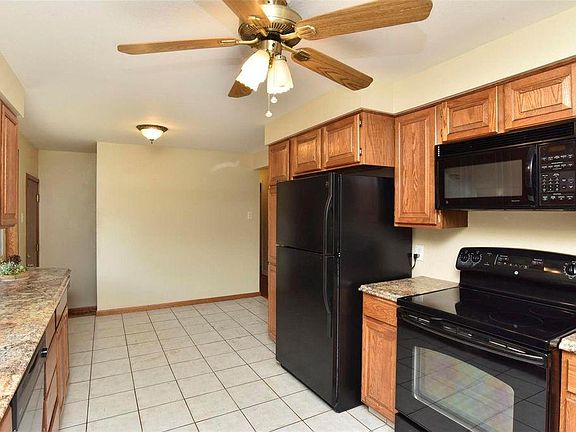 5th image of 9480 W 52nd Ave