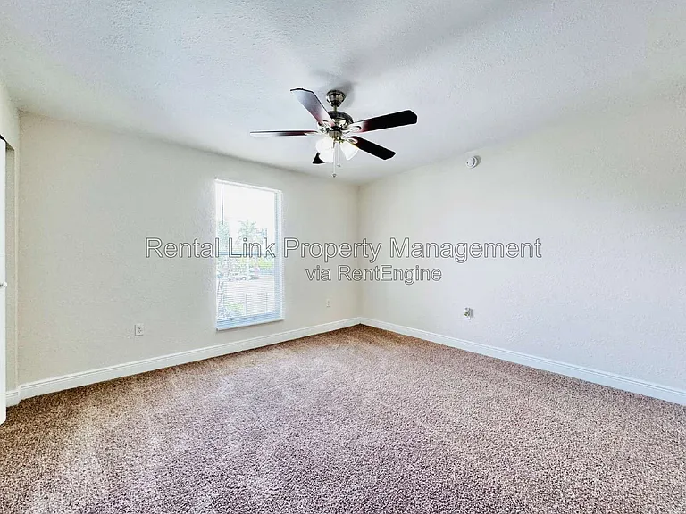 12664 Kenwood Ln #C — Photo 25