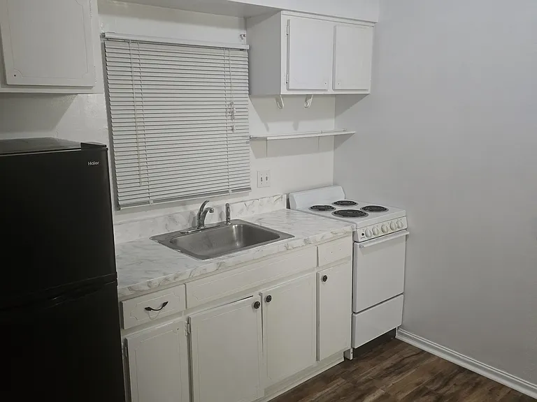 4157 Harrison Ave #5 — Photo 6