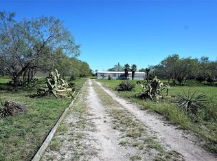 135 Frances Dr, Three Rivers, TX 78071