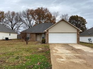 1313 Hemingway Cir, Jonesboro, AR 72405