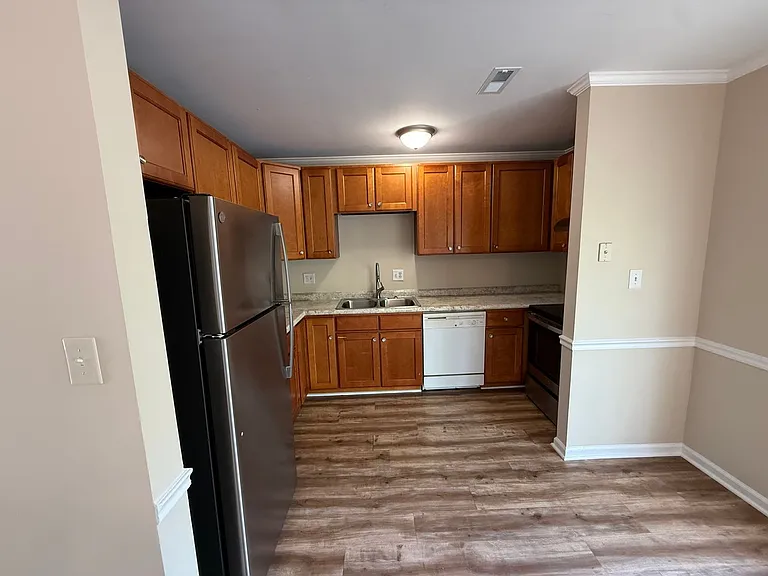 4720 Matt Dr — Photo 7