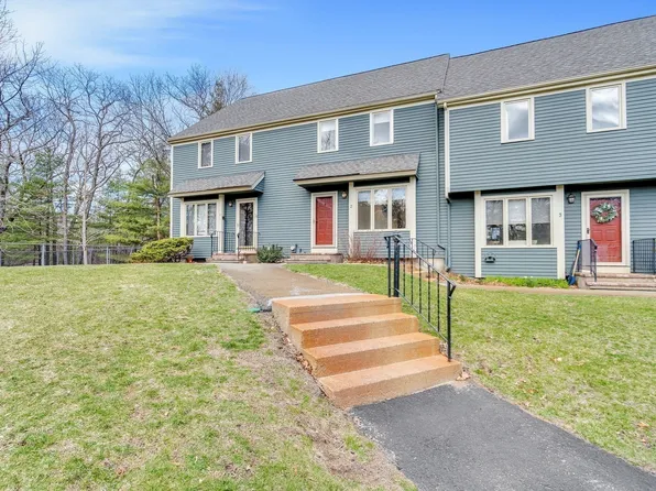 7 Deer Path APT 2, Maynard, MA 01754