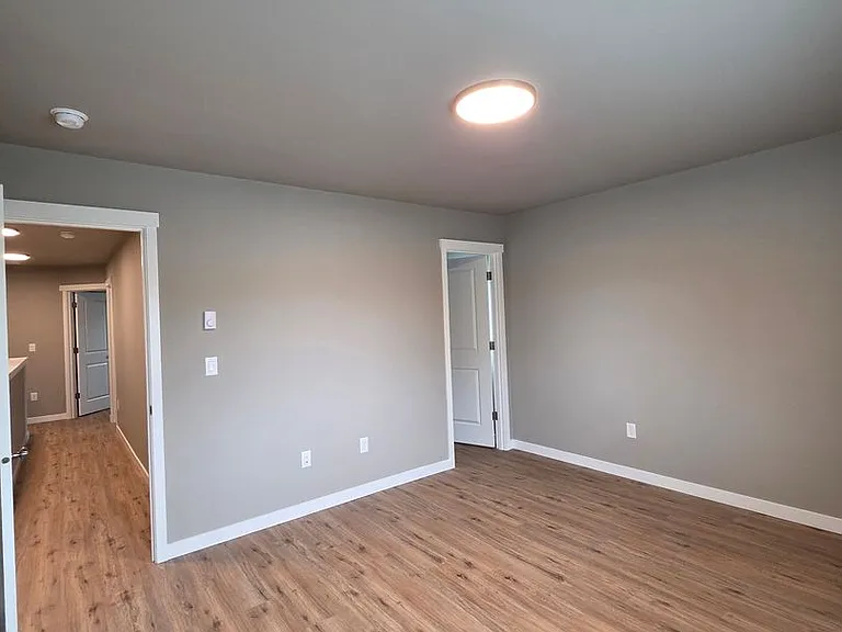724 N Pearl St #A — Photo 15