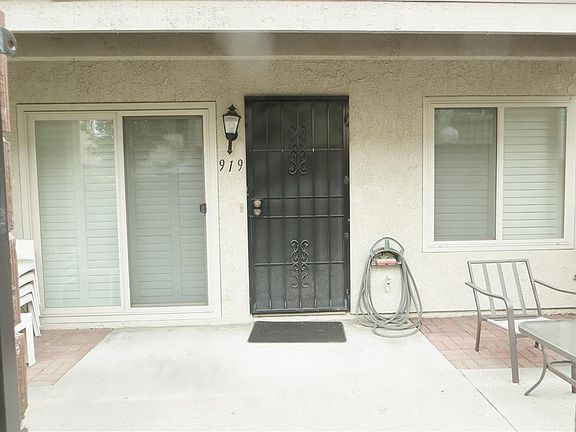 4th image of 919 W Lamark Ln