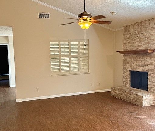 3rd image of 418 Waterford Dr