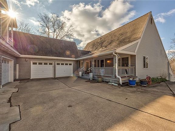 4th image of 1040 S Wyckford Rd