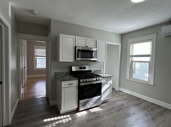 148 Ingleside Ave #2