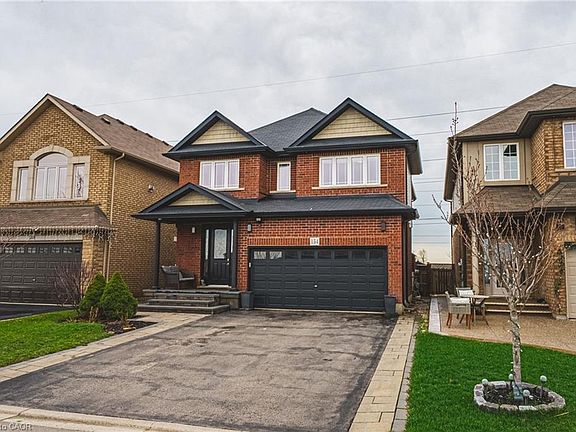 2nd image of 154 Keystone Cres