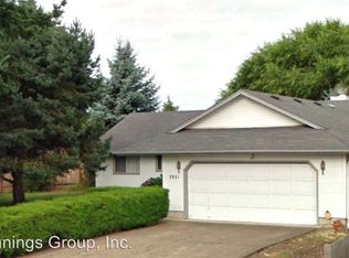3921 N Clarey St, Eugene, OR 97402