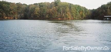 General view of lake frontage.