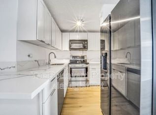 5055 Likini St APT D324, Honolulu, HI 96818