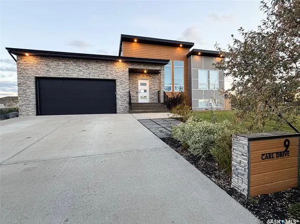 9 Carl Drive, Meadow Lake, SK S9X 1Z9