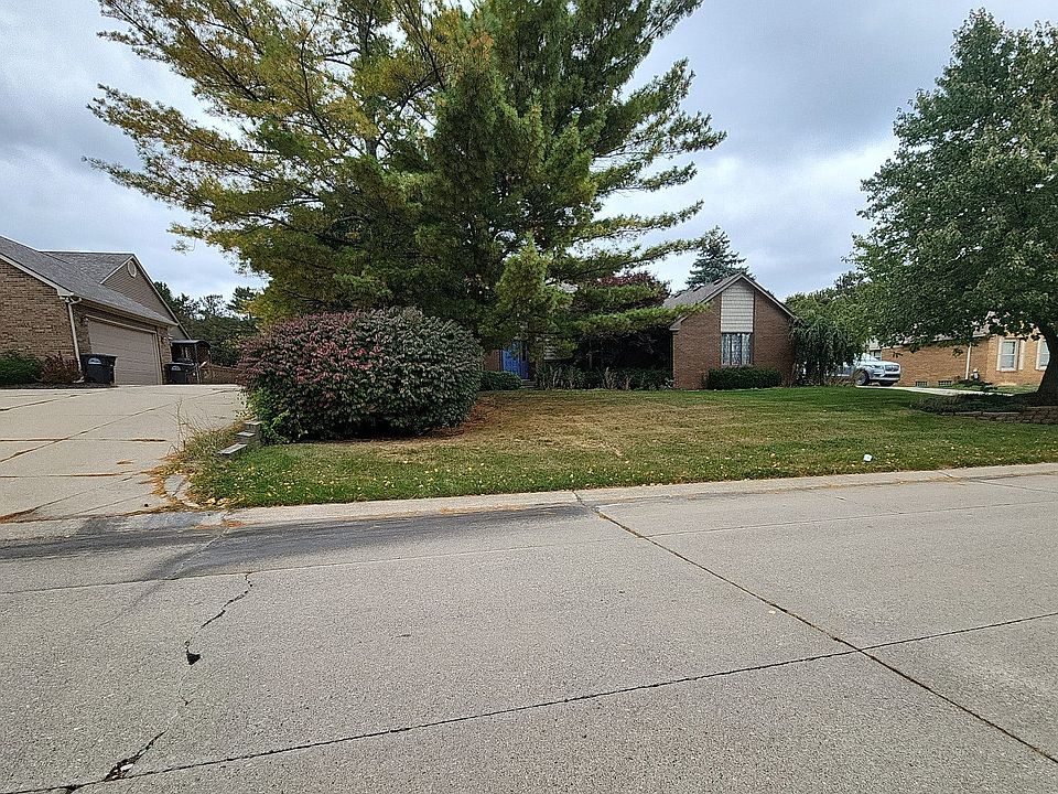 1st image of 46328 N Valley Dr