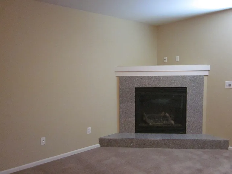 592-1191 Cliffside Tee Ln — Photo 4