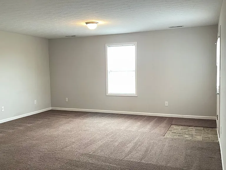 367 Upper Stone Ave #G — Photo 7