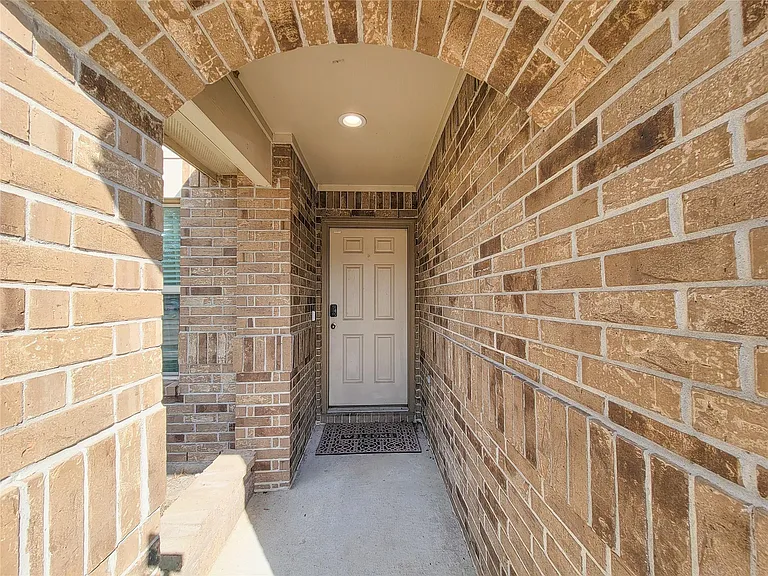 8003 Ecru Ln — Photo 7