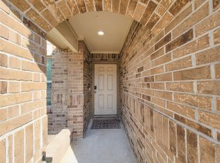 8003 Ecru Ln, Rosharon, TX 77583