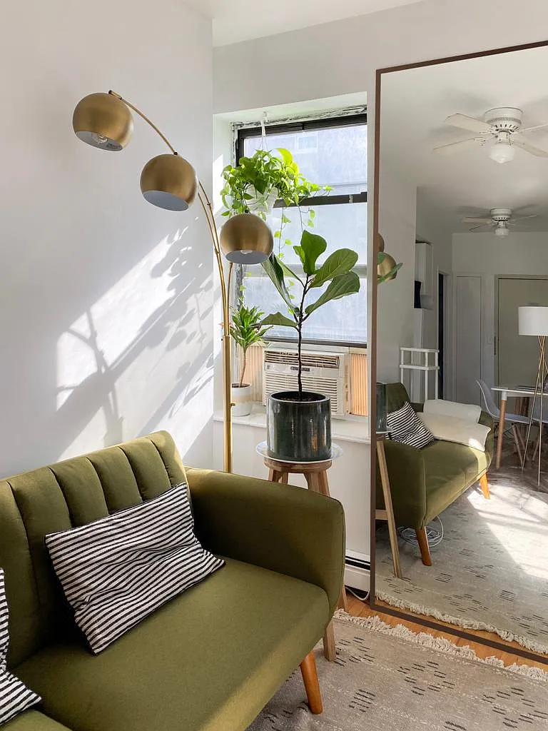 165 Attorney St — Photo 2